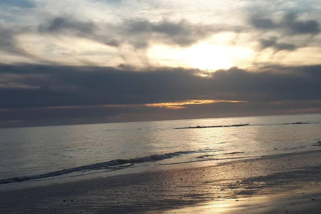 Acogedor Apartamento A 100 M. De Pinares Y Playa Daire Rota Dış mekan fotoğraf