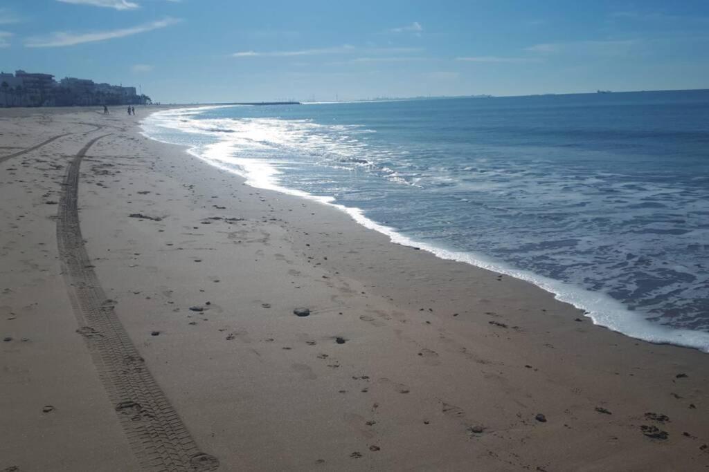 Acogedor Apartamento A 100 M. De Pinares Y Playa Daire Rota Dış mekan fotoğraf